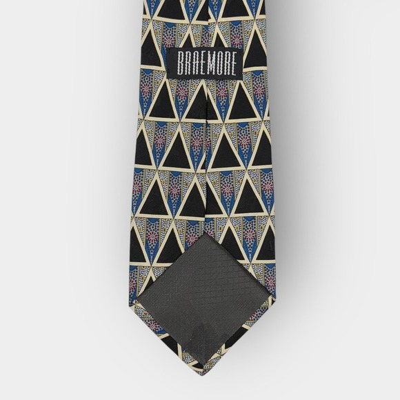 100% silk tie geometric triangle print vintage made in Canada 60 inch - Picture 4 of 5